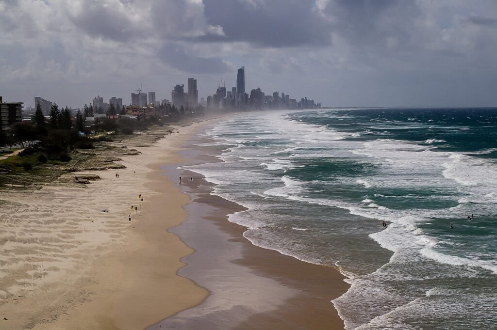 gold coast, beach, skyscrapers-746822.jpg